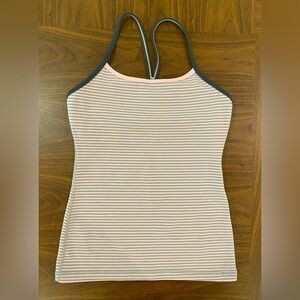 Lululemon Size 4 Women’s Tank